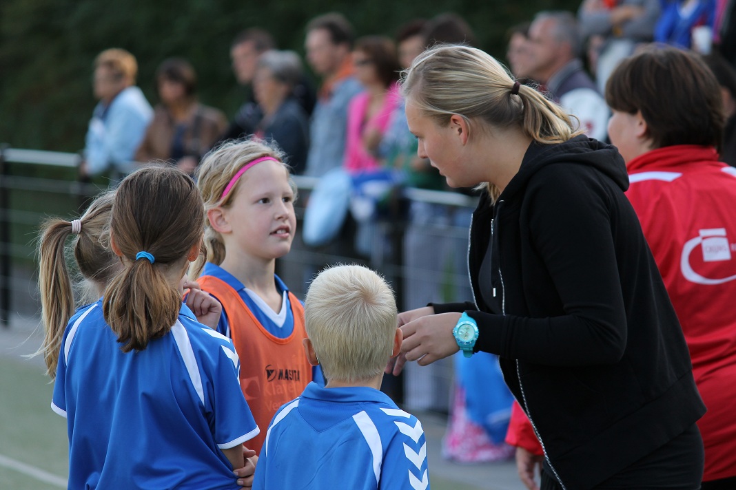 Wedstrijd 1 E2 030.JPG